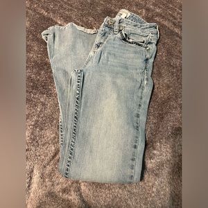 - Size 25 short Shyanne denim boot cut jeans.
